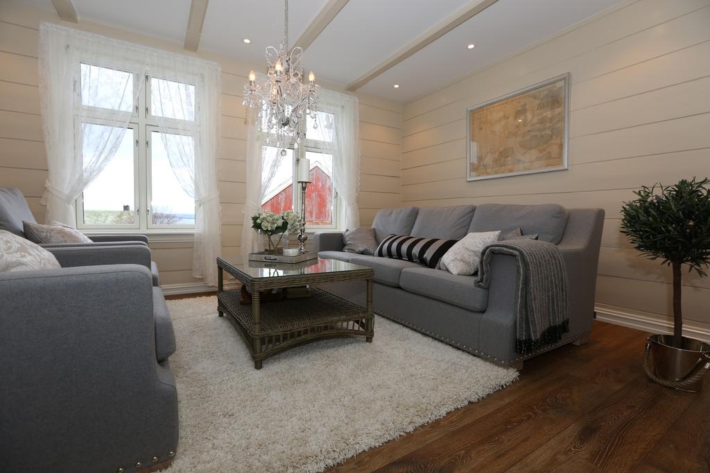 Alnes Gard Apartment โอเลซุนด์ ภายนอก รูปภาพ